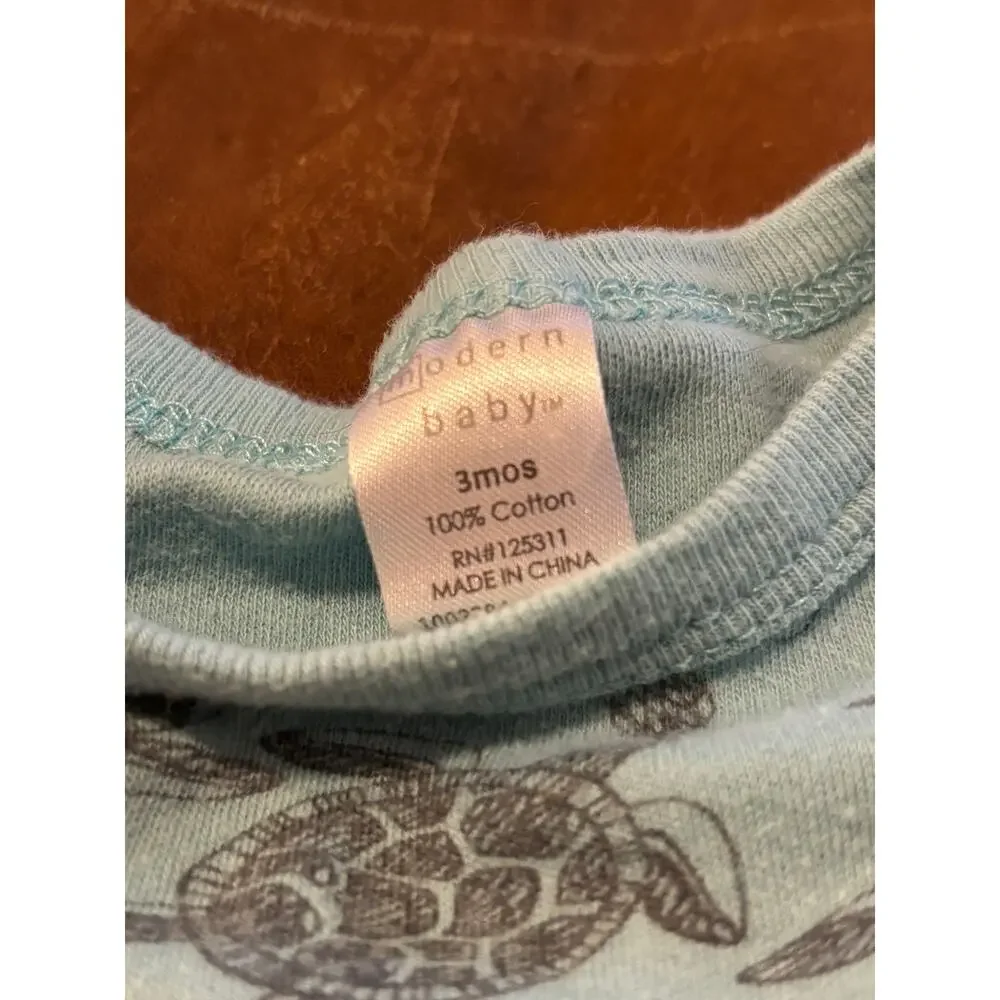 Adorable Modern Baby Romper - 0-3M Sea Turtle Print